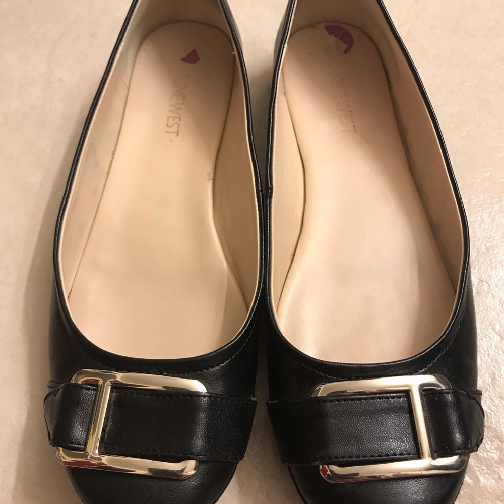 Nine West flats  (black and silver)